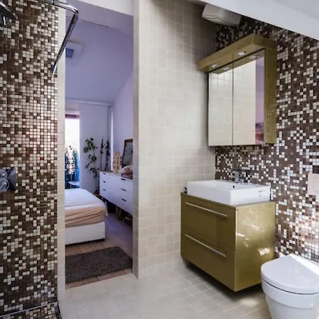 Penthouse City Centre Apartman *